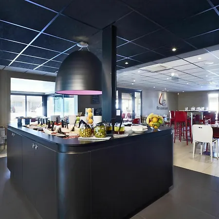 Campanile St Etienne Centre - Villars La Terrasse 3*