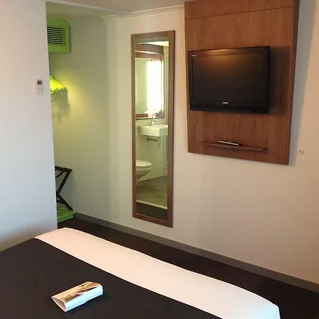 Ξενοδοχείο Campanile Saint-etienne Nord La Terrasse 3*