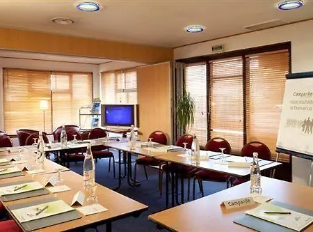 Campanile St Etienne Centre - La Terrasse 3*