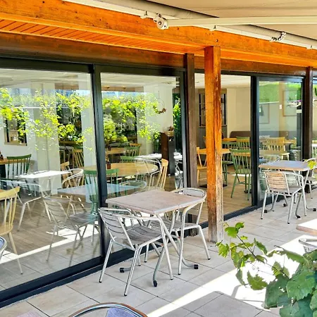 Campanile Saint-etienne Nord La Terrasse 3*
