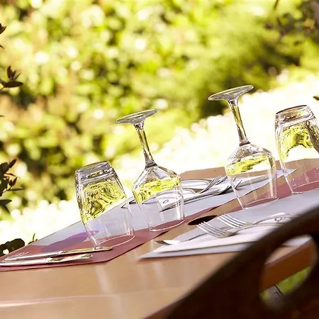 Campanile St Etienne Centre - Villars La Terrasse 3*