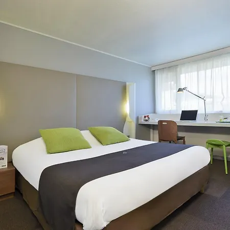 Campanile St Etienne Centre - Villars La Terrasse 3*